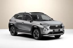 Toyota Urban Cruiser Taisor Color Midnight Black   Enticing Silver (dual Tone)
